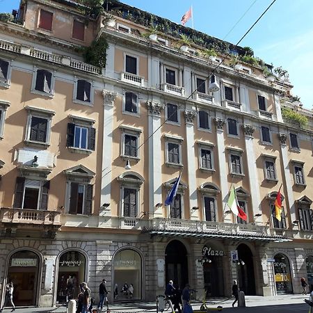 Grand Hotel Plaza Рим Екстериор снимка