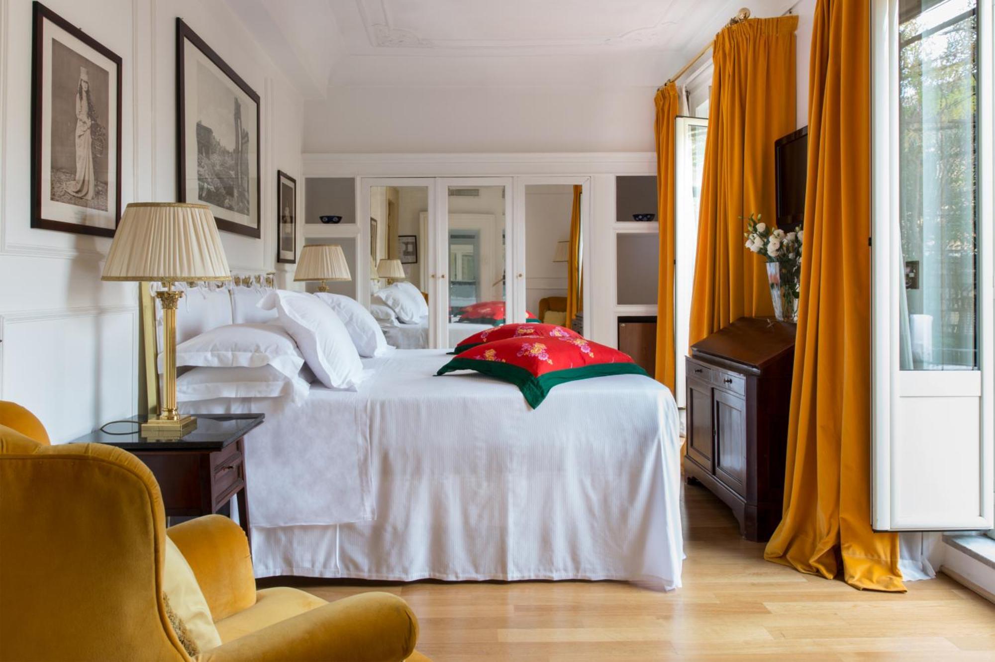 Grand Hotel Plaza Рим Екстериор снимка